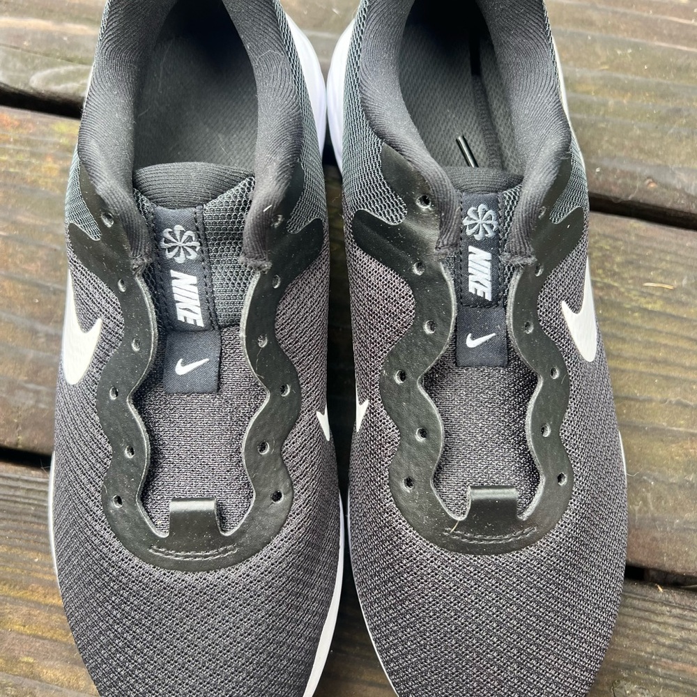 Brand New Never Worn. Nike.